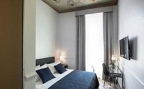 Gemini Suites Navona